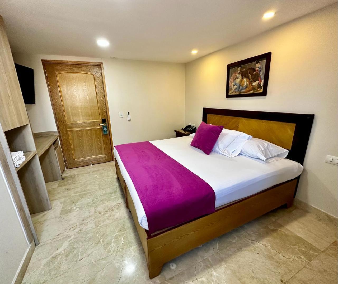 Hotel San Pedro Del Fuerte Medellín Kültér fotó